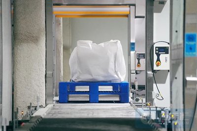 蜂巢能源無鈷正極材料常州工廠實(shí)現(xiàn)批量下線，合成材料技術(shù)引領(lǐng)動(dòng)力電池新革命